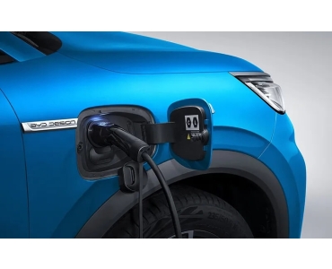 Beyond the Charge: Mastering Range Anxiety in Electric Vehicles